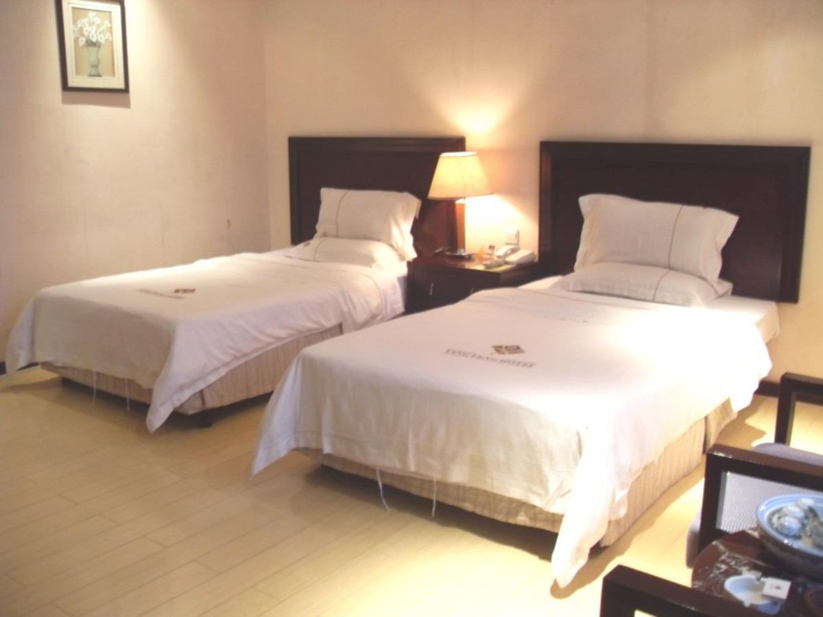 Yingfeng Hotel Дунгуань Экстерьер фото